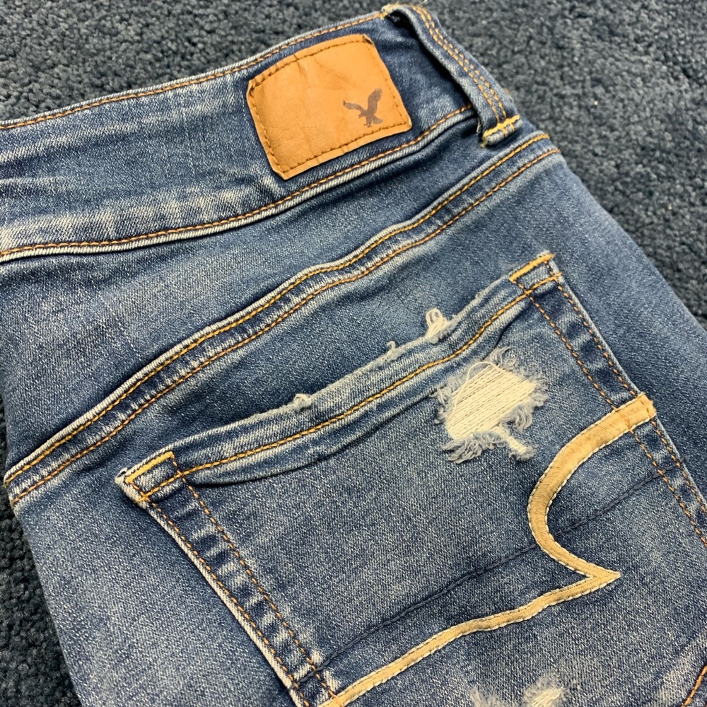 American Eagle Outfitters Crop Jeans